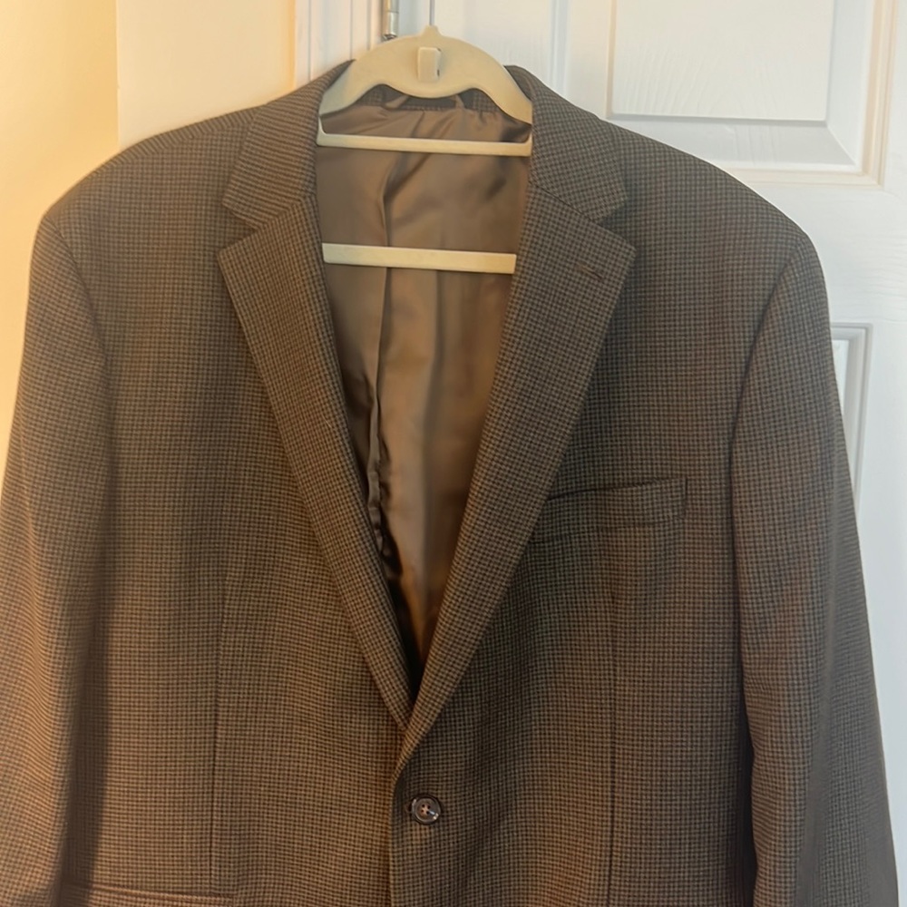 Chaps brown sport jacket. 46R